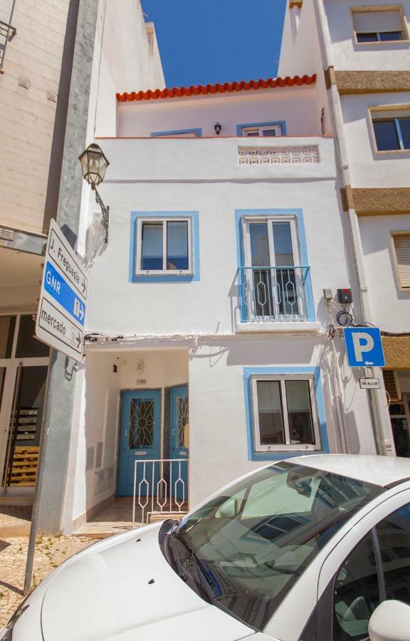 شقة لاغوس  في A31 - Tamar Top-Floor Flat المظهر الخارجي الصورة